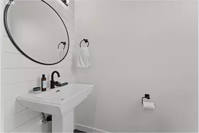 601 SE Spokane St, Portland, OR 97202 - Photo 9