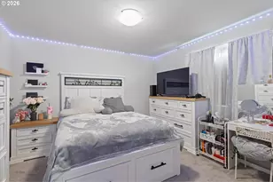 671 Nichols Ln, Woodburn, OR 97071 - Photo 23
