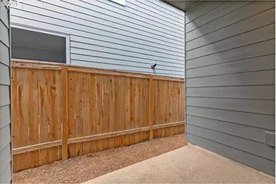 671 Nichols Ln, Woodburn, OR 97071 - Photo 35