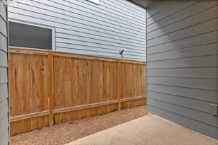 671 Nichols Ln, Woodburn, OR 97071 - Photo 35