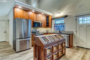 52624 Sunrise Blvd, La Pine, OR 97739 - Photo 11