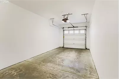 16449 NW Chadwick Way #305, Portland, OR 97229 - Photo 11