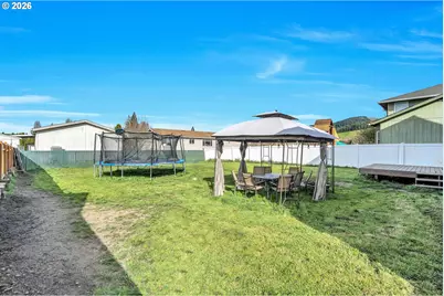 404 N Bridge St, Sheridan, OR 97378 - Photo 33