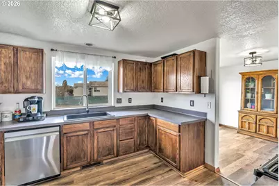 404 N Bridge St, Sheridan, OR 97378 - Photo 13