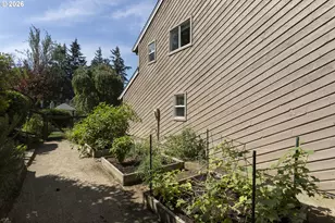 6 Scarborough Dr, Lake Oswego, OR 97034 - Photo 45