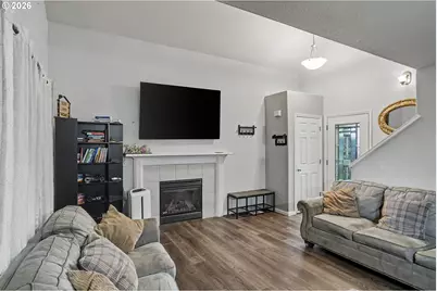 810 SE Locust St, Dundee, OR 97115 - Photo 15