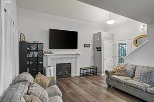 810 SE Locust St, Dundee, OR 97115 - Photo 15