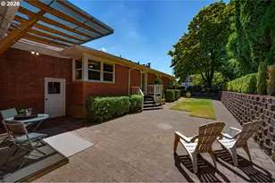 2196 Olive St, Eugene, OR 97405 - Photo 41