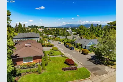 2196 Olive St, Eugene, OR 97405 - Photo 35