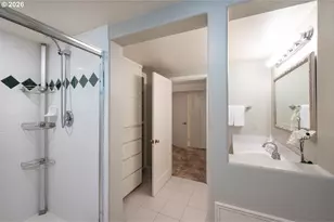 2196 Olive St, Eugene, OR 97405 - Photo 27