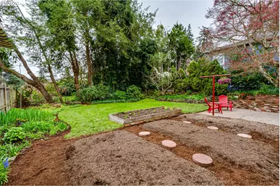 180 W 23rd Ave, Eugene, OR 97405 - Photo 29