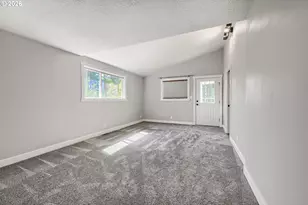 21130 SW Murphy St, Beaverton, OR 97078 - Photo 21