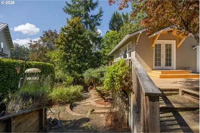 4482 Paddock Dr, Eugene, OR 97405 - Photo 37