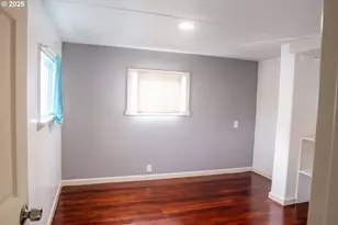 11803 SE Division St, Portland, OR 97266 - Photo 11