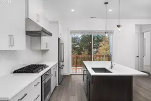 16005 NW Holman Wy, Portland, OR 97229 - Photo 13