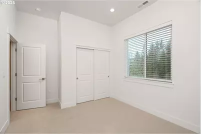 16005 NW Holman Way, Portland, OR 97229 - Photo 33