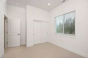 16005 NW Holman Wy, Portland, OR 97229 - Photo 33
