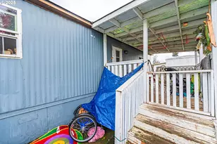 1415 S Bertelsen Rd, Eugene, OR 97402 - Photo 3