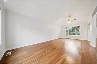 892 SE 54th Ave, Hillsboro, OR 97123 - Photo 17