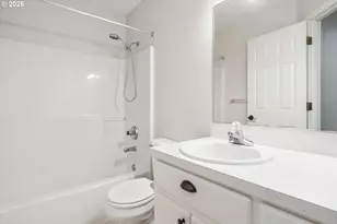 892 SE 54th Ave, Hillsboro, OR 97123 - Photo 37