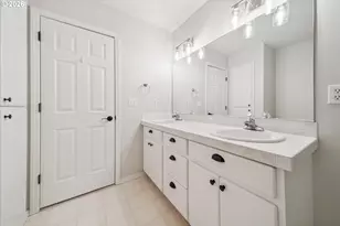 892 SE 54th Ave, Hillsboro, OR 97123 - Photo 35