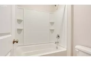 819 River Loop 1, Eugene, OR 97404 - Photo 17