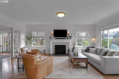 2610 NE Brazee St, Portland, OR 97212 - Photo 7