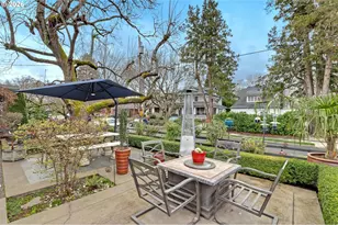 2610 NE Brazee St, Portland, OR 97212 - Photo 41