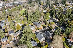 1243 SW Hume Ct, Portland, OR 97219 - Photo 21