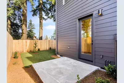1243 SW Hume Ct, Portland, OR 97219 - Photo 15