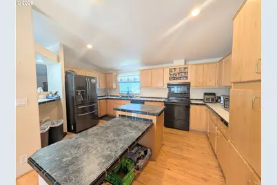 10409 F Ave, Island City, OR 97850 - Photo 5
