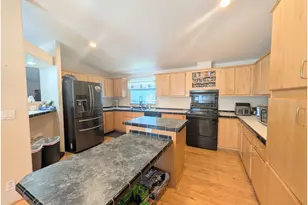 10409 F Ave, Island City, OR 97850 - Photo 5