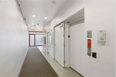 915 SE 35th Ave #205, Portland, OR 97214 - Photo 25