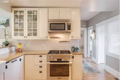 13060 SW Elk Rock Rd, Lake Oswego, OR 97034 - Photo 15