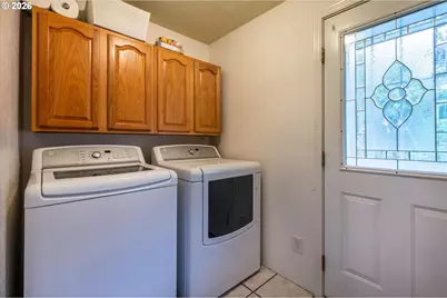 1819 Spruce St, Myrtle Point, OR 97458 - Photo 27