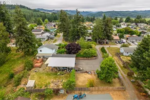 1819 Spruce St, Myrtle Point, OR 97458 - Photo 3