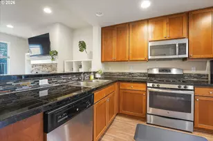 10509 NE Park Ridge Way, Hillsboro, OR 97006 - Photo 11