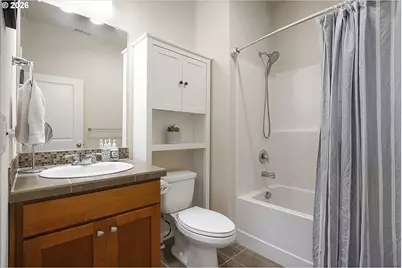 10509 NE Park Ridge Way, Hillsboro, OR 97006 - Photo 19