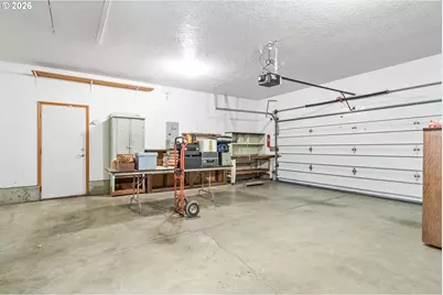 964 SE 27th St, Troutdale, OR 97060 - Photo 43