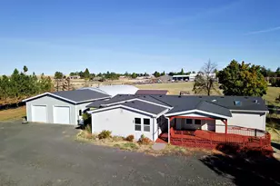 401 W Trimble St, Condon, OR 97823 - Photo 1
