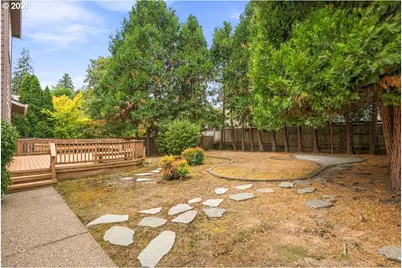 7829 SW 174th Pl, Beaverton, OR 97007 - Photo 37