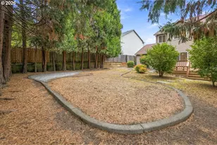 7829 SW 174th Pl, Beaverton, OR 97007 - Photo 41
