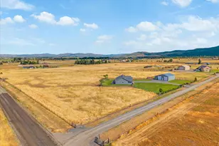 15534 Hunt Mountain Ln, Baker City, OR 97814 - Photo 11