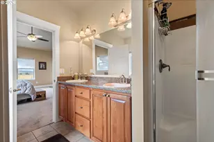 15534 Hunt Mountain Ln, Baker City, OR 97814 - Photo 35