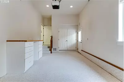 875 Sand Ave, Eugene, OR 97401 - Photo 25