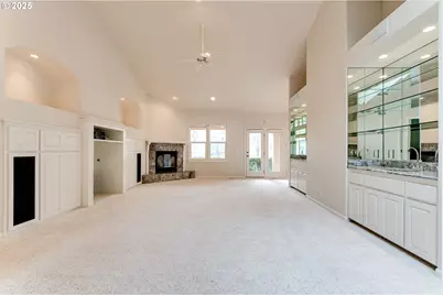 875 Sand Ave, Eugene, OR 97401 - Photo 3