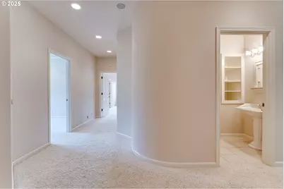 875 Sand Ave, Eugene, OR 97401 - Photo 15