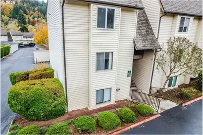 200 SW Florence Ave #D-15, Gresham, OR 97080 - Photo 1