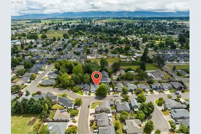1076 Yew St, Junction City, OR 97448 - Photo 37