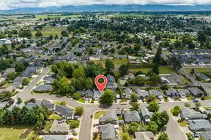 1076 Yew St, Junction City, OR 97448 - Photo 37